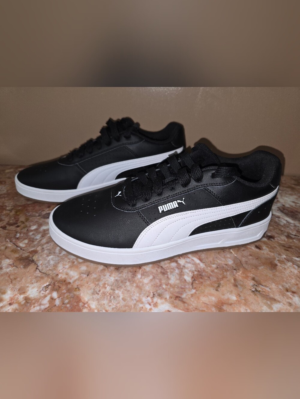 Puma Men’s Black and White Low-Top Sneakers Size 10.5